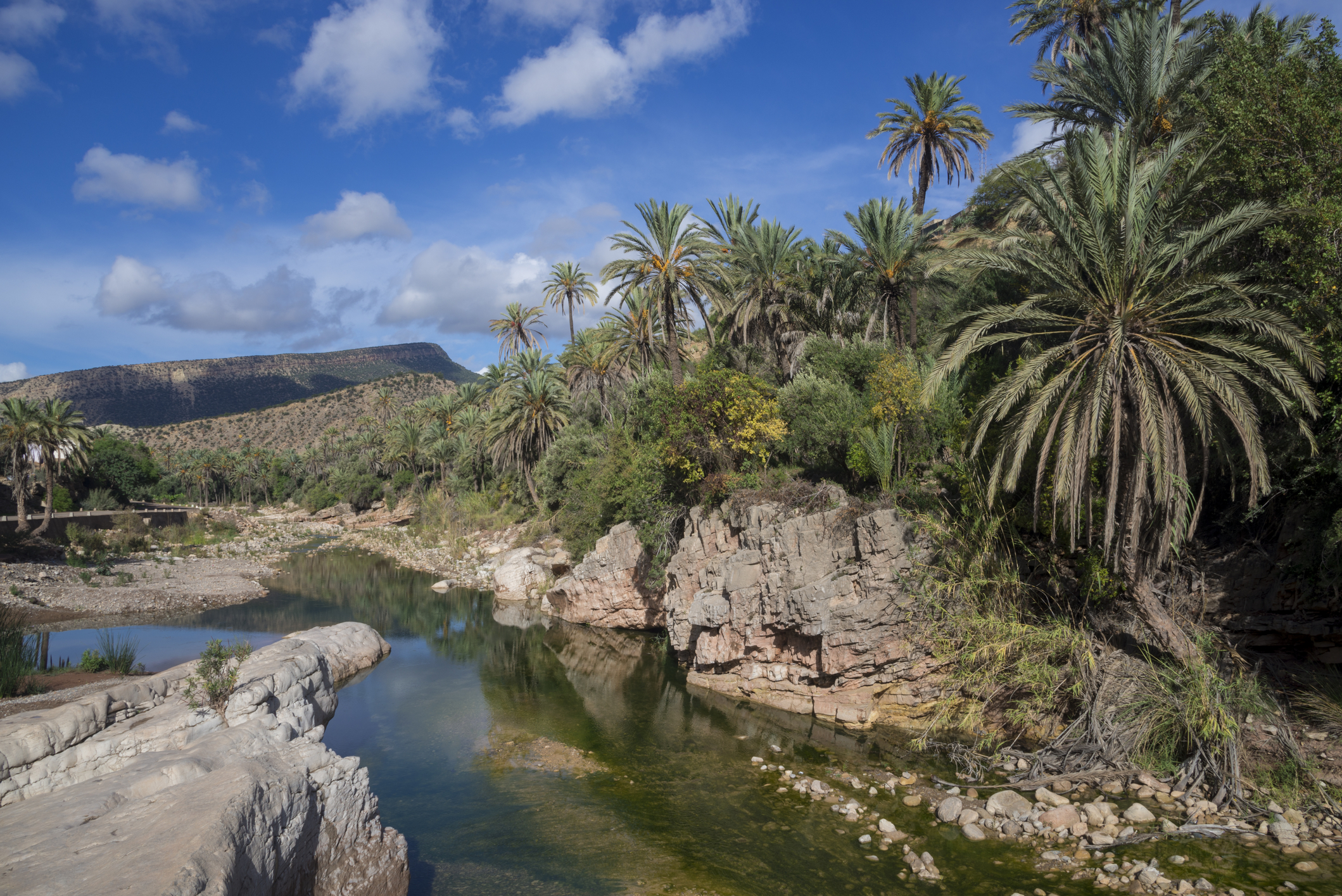 Vallées à l'intérieur des terres depuis Taghazout Bay, Maroc — alentours retraite yoga